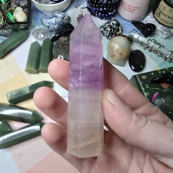 Fluorite Crystal Tower Point - Picture 2 of 4